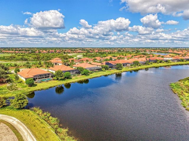 10800 WHISK FERN DRIVE, Venice, FL 34293