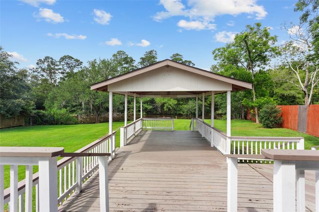 3310 Oak Drive Drive, Dickinson, TX 77539