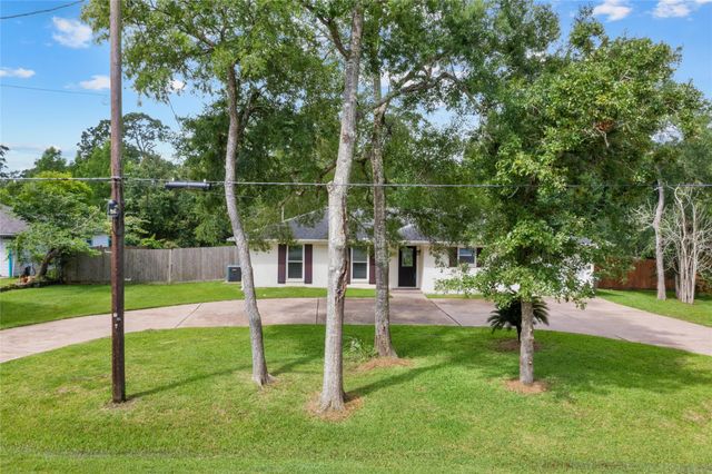 3310 Oak Drive Drive, Dickinson, TX 77539