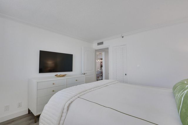 100 Ocean Trail Way Ph1, Jupiter, FL 33477