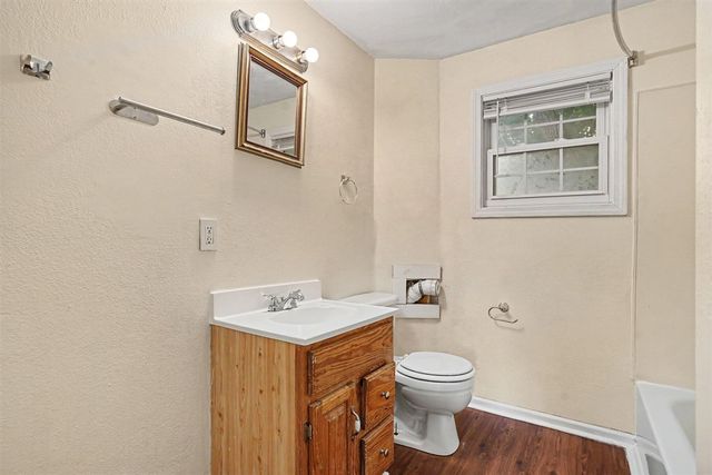 2409 Crozier Avenue, Muskegon, MI 49441