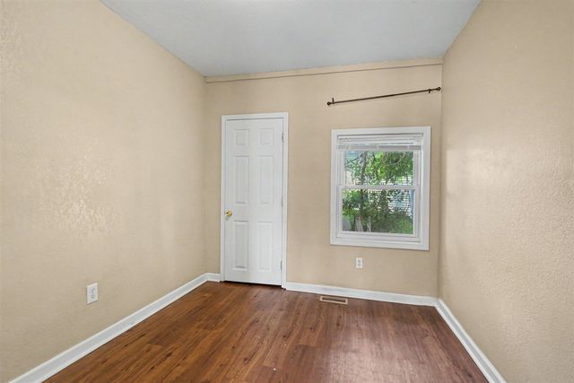 2409 Crozier Avenue, Muskegon, MI 49441