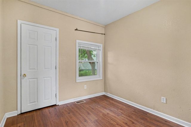 2409 Crozier Avenue, Muskegon, MI 49441