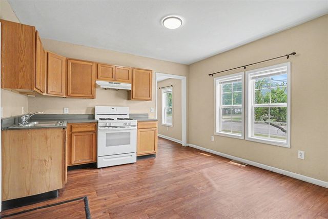 2409 Crozier Avenue, Muskegon, MI 49441