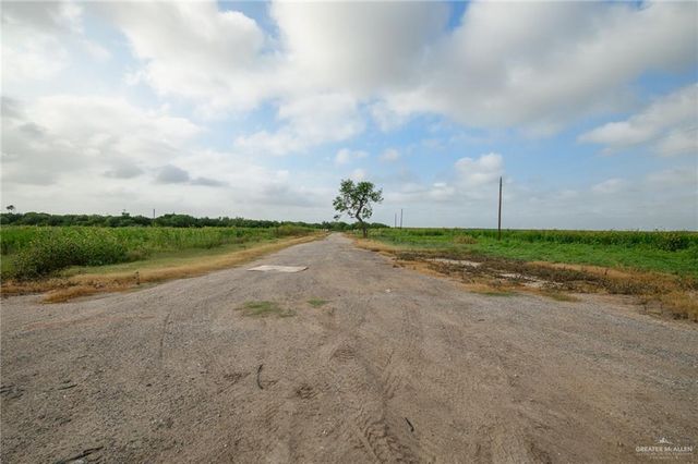 2734 Orphanage Road, Santa Rosa, TX 78593