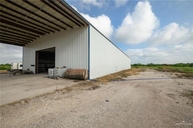 2734 Orphanage Road, Santa Rosa, TX 78593
