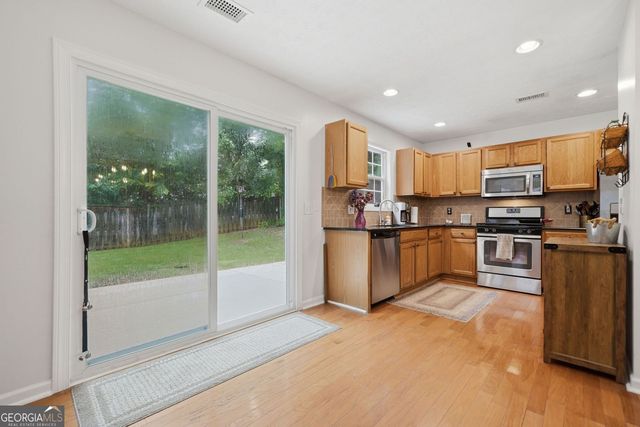 506 Weatherstone Court, Woodstock, GA 30188