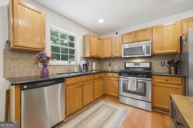 506 Weatherstone Court, Woodstock, GA 30188