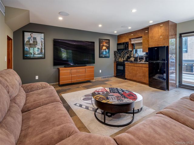 2151 Shore Boulevard, Astoria, NY 11105