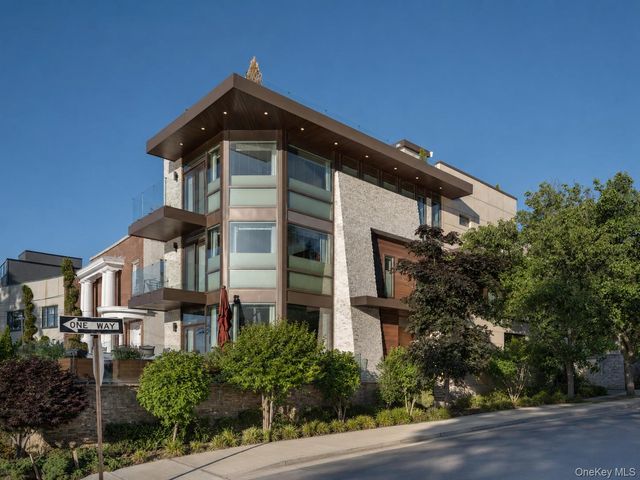 2151 Shore Boulevard, Astoria, NY 11105