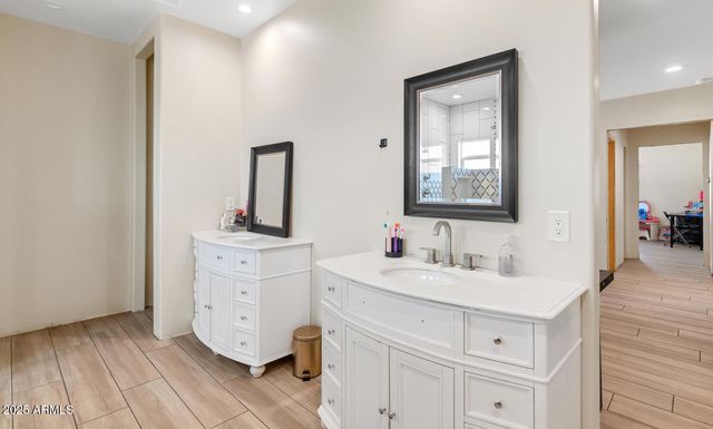 2303 W MARSHALL Avenue, Phoenix, AZ 85015