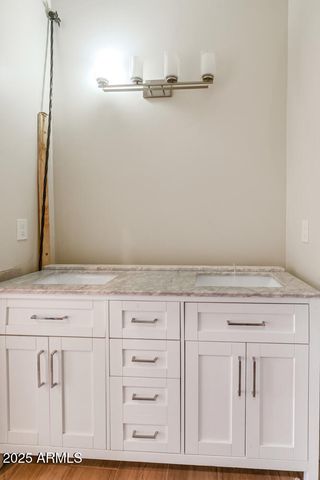2303 W MARSHALL Avenue, Phoenix, AZ 85015