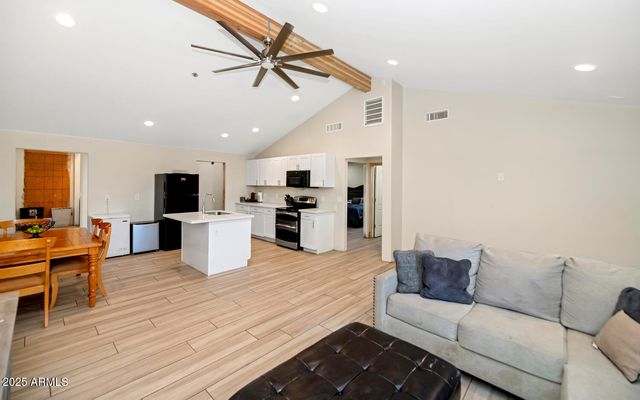2303 W MARSHALL Avenue, Phoenix, AZ 85015