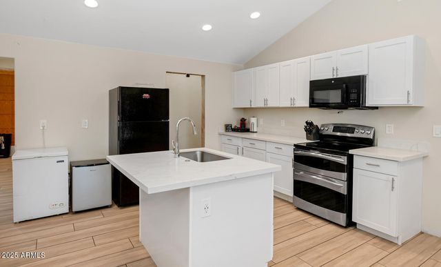 2303 W MARSHALL Avenue, Phoenix, AZ 85015