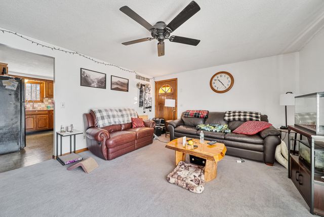 12 Melendy Road, Hudson, NH 03051