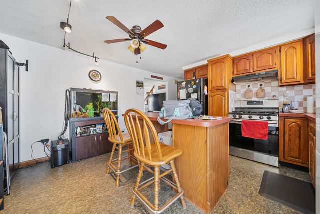 12 Melendy Road, Hudson, NH 03051