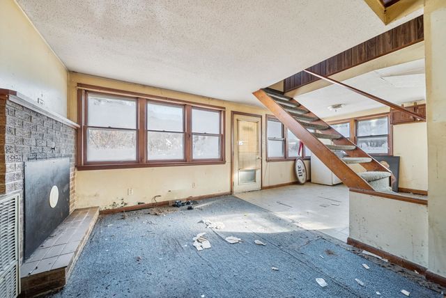 12 Melendy Road, Hudson, NH 03051