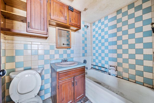 12 Melendy Road, Hudson, NH 03051