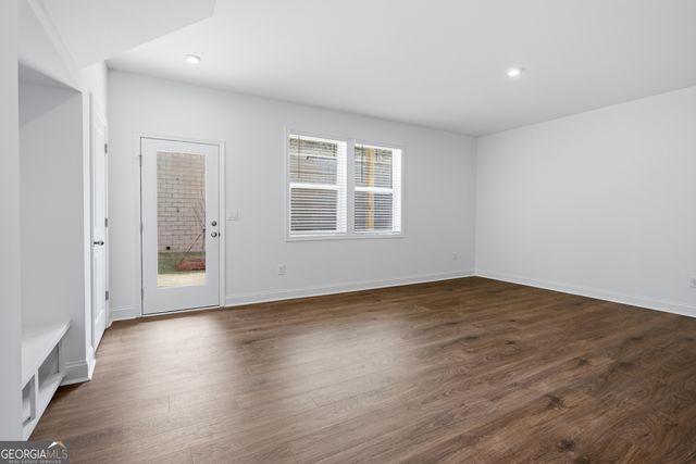 376 Sunset Hollow Street, Sugar Hill, GA 30518