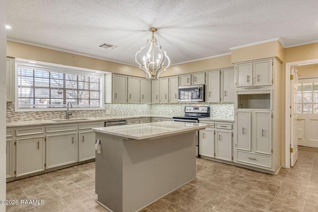 118 Garrigue Drive, Opelousas, LA 70570