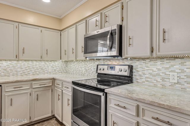 118 Garrigue Drive, Opelousas, LA 70570