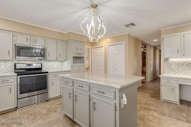 118 Garrigue Drive, Opelousas, LA 70570