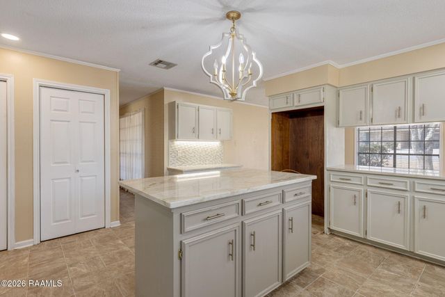 118 Garrigue Drive, Opelousas, LA 70570