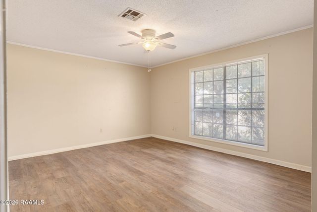 118 Garrigue Drive, Opelousas, LA 70570