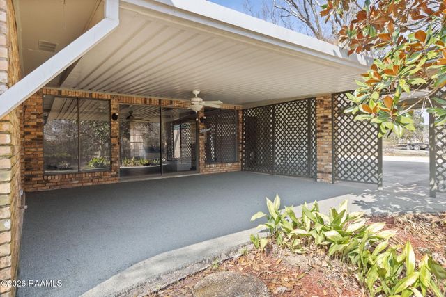 118 Garrigue Drive, Opelousas, LA 70570