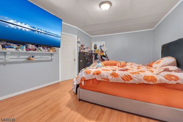 111 Murray St, Elizabeth City, NJ 07202