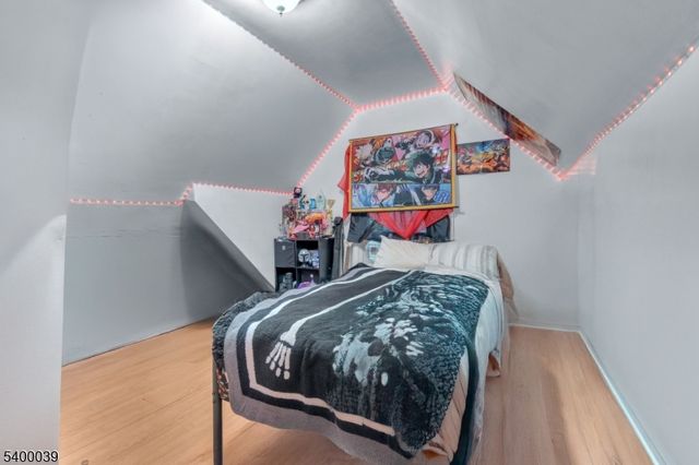 111 Murray St, Elizabeth City, NJ 07202