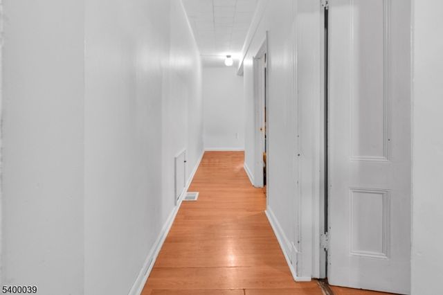 111 Murray St, Elizabeth City, NJ 07202