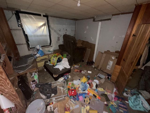 2201 S Broadview St, Wichita, KS 67218