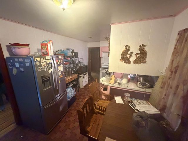 2201 S Broadview St, Wichita, KS 67218