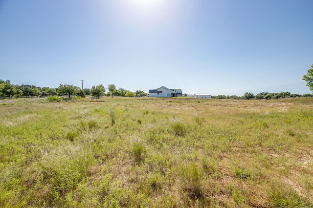 1066 Stagecoach Ranch Drive, Weatherford, TX 76085