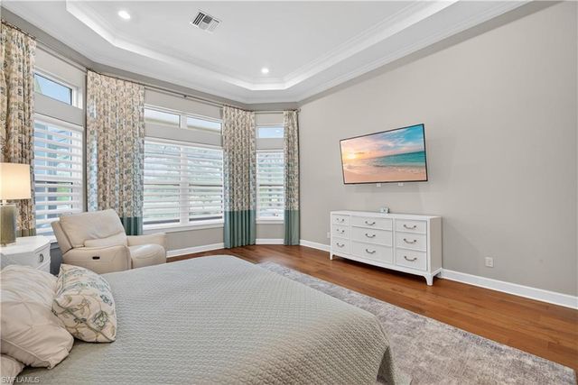 8709 Cavano ST, Naples, FL 34119