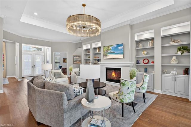 8709 Cavano ST, Naples, FL 34119
