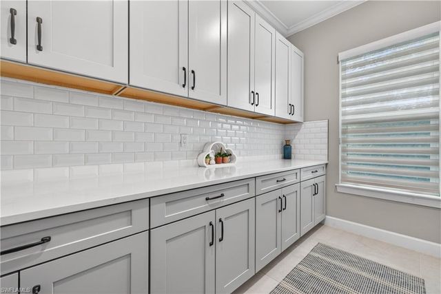 8709 Cavano ST, Naples, FL 34119