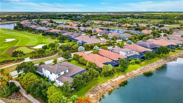 8709 Cavano ST, Naples, FL 34119