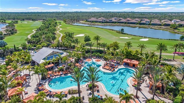 8709 Cavano ST, Naples, FL 34119