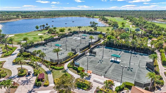 8709 Cavano ST, Naples, FL 34119