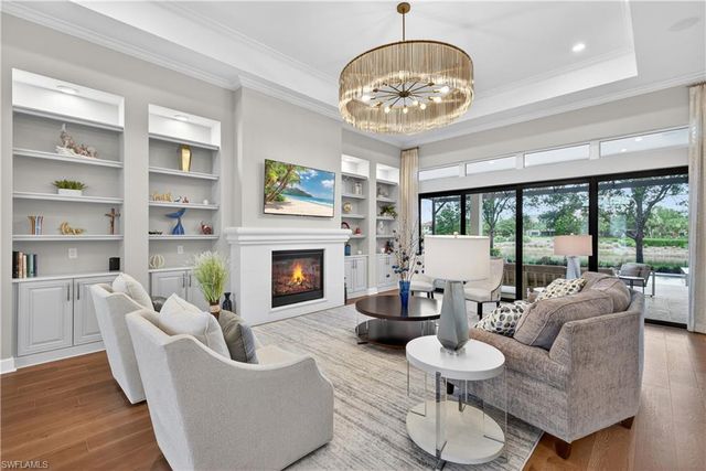 8709 Cavano ST, Naples, FL 34119