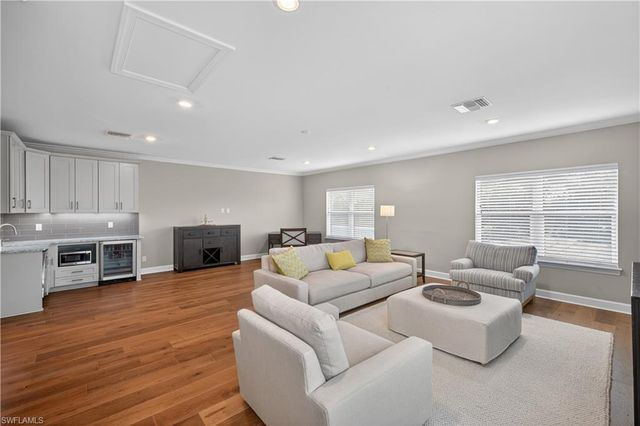 8709 Cavano ST, Naples, FL 34119