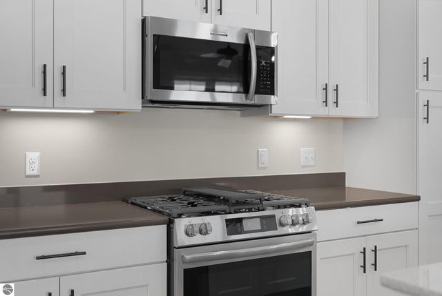 5037 Sheffer Farm Road, Traverse City, MI 49685