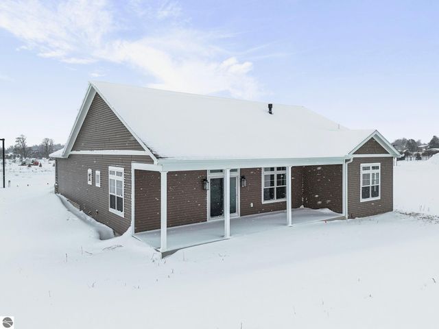 5037 Sheffer Farm Road, Traverse City, MI 49685