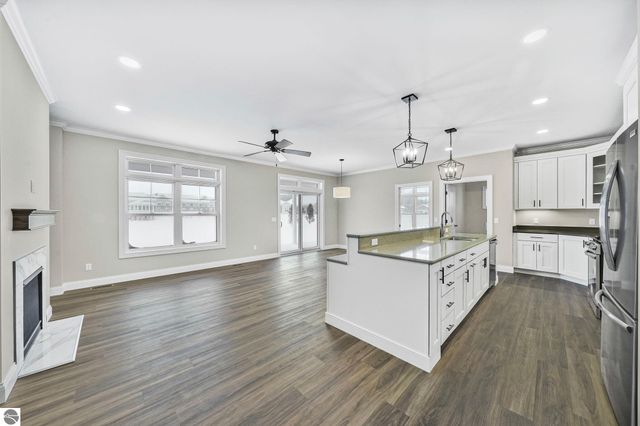 5037 Sheffer Farm Road, Traverse City, MI 49685