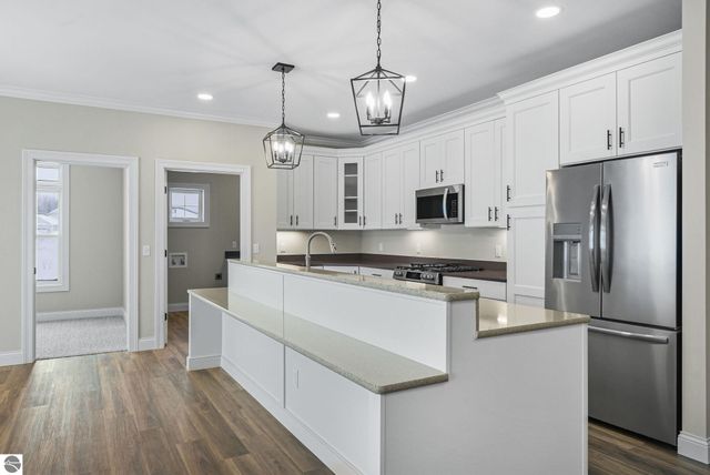 5037 Sheffer Farm Road, Traverse City, MI 49685