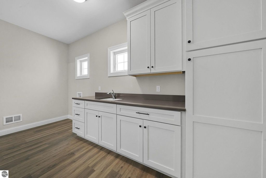 Image 16 of property listing at 5037 Sheffer Farm Road, Traverse City, MI 49685