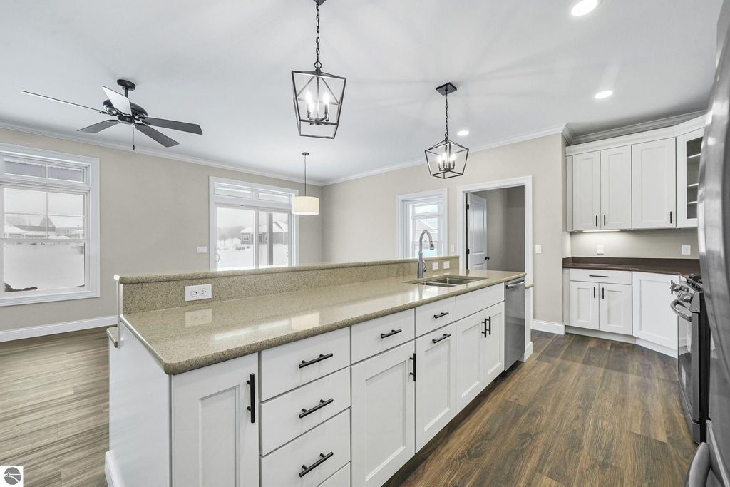 Image 9 of property listing at 5037 Sheffer Farm Road, Traverse City, MI 49685