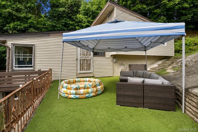 25 Chatham Terrace, Yonkers, NY 10710